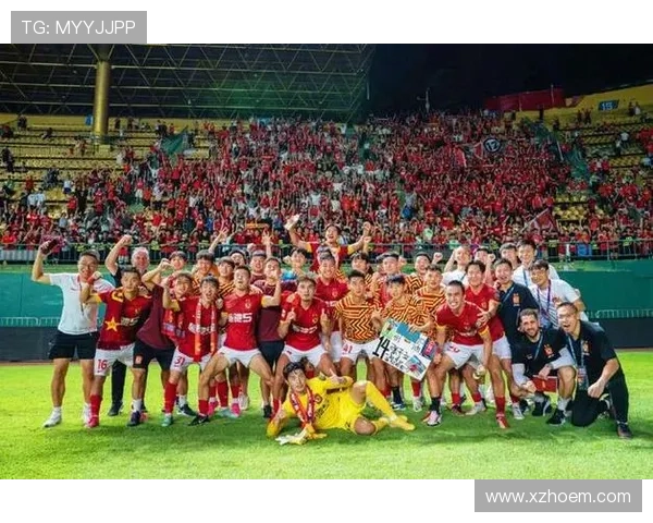 广州足球队的战术变革与球员适应性分析深度探讨